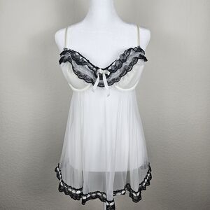 Jezebel Black and White Lace Chemise